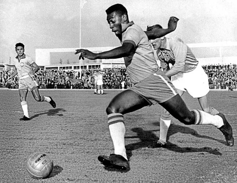 Pelé lập kỷ lục ghi bàn trẻ nhất World Cup tại giải đấu năm 1958